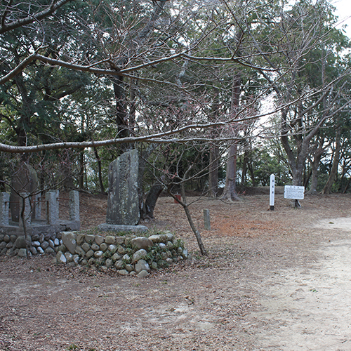 高天神城本丸